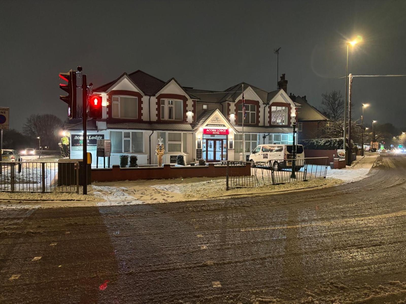 Acorn Lodge Hotel Gatwick & Parking هورلي المظهر الخارجي الصورة